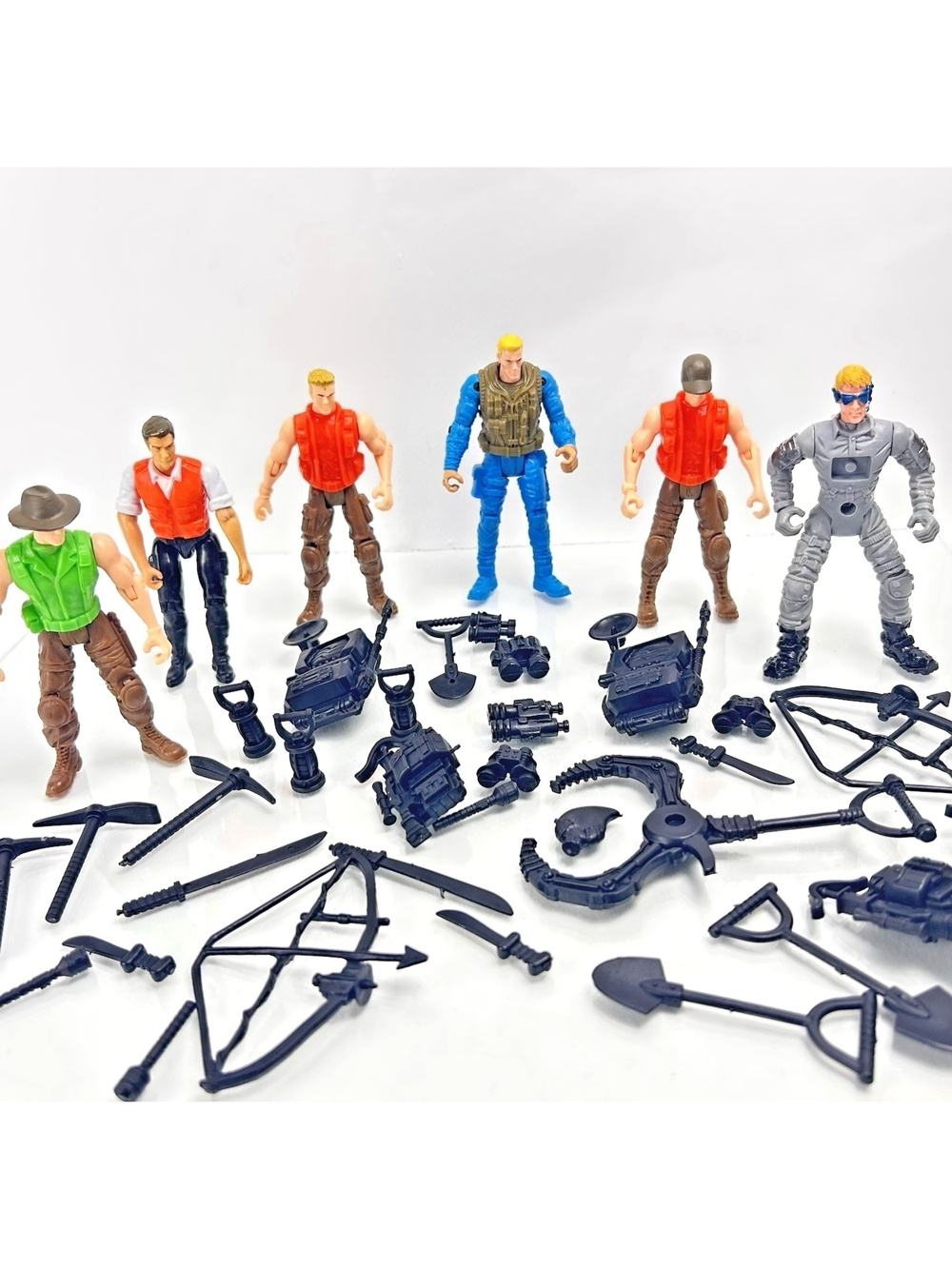 Unbranded Action Figures Random Lot Adventure Accessories